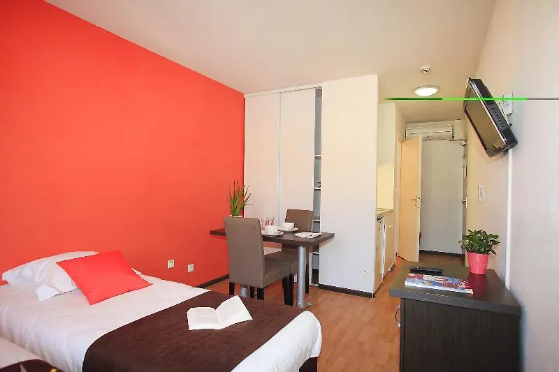 Zenitude Hôtel-Résidences Le Tholonet Hotel