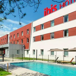 https://ibis-saint-genis-pouilly-geneve.hotels-rhonealpes.com