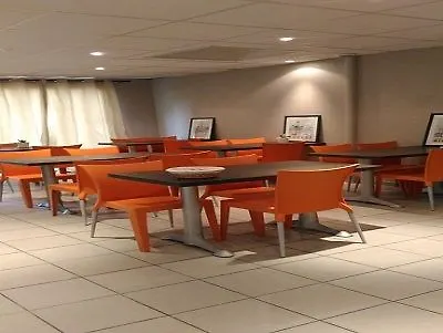 Comfort Aparthotel Aix Le Tholonet France